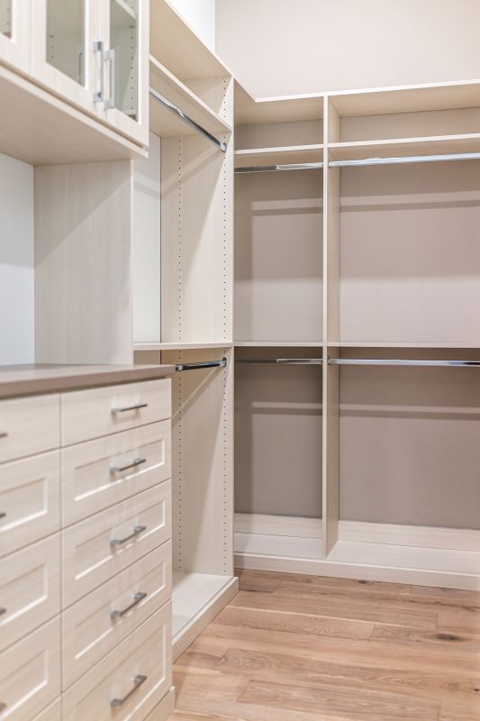 Elegant Built In Shelving